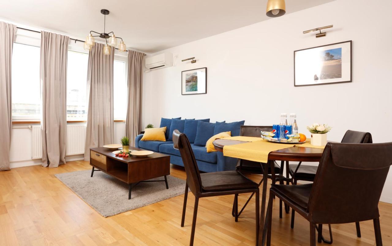 Athenaeum Wonderful View Flat Apartment Bukares Bagian luar foto