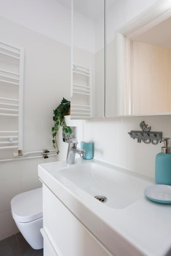 Athenaeum Wonderful View Flat Apartment Bukares Bagian luar foto