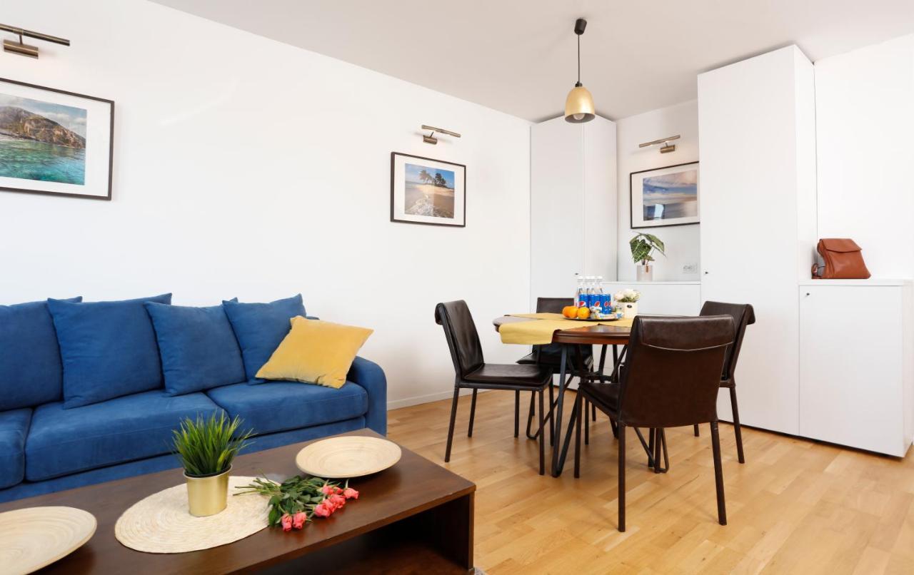 Athenaeum Wonderful View Flat Apartment Bukares Bagian luar foto